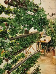 The cascade arrangement is an efficient use of space.